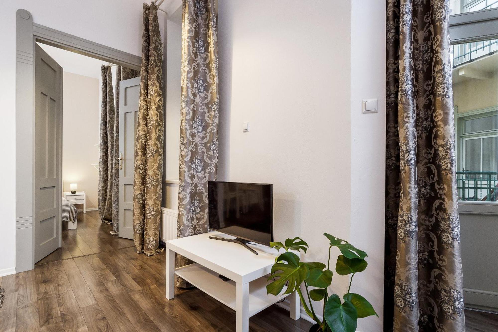 Main Station - 8 Rakowicka Street Apartment Krakow Exterior photo